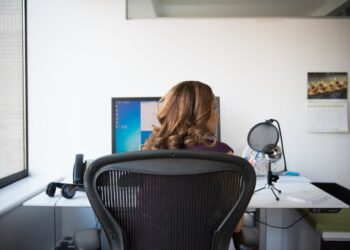 Photo by Christina Morillo: https://www.pexels.com/photo/woman-siting-on-chair-in-front-of-turn-on-computer-monitor-1181657/
