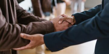 Photo by RDNE Stock project: https://www.pexels.com/photo/marketing-businessman-exit-relationship-7414284/