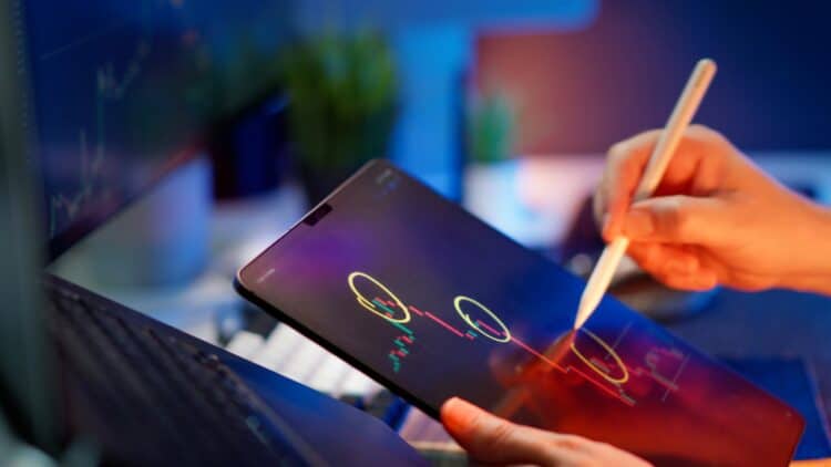 Photo by Jakub Zerdzicki: https://www.pexels.com/photo/analyzing-crypto-market-on-a-tablet-screen-32396586/