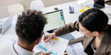 Photo by Yan Krukau: https://www.pexels.com/photo/colleagues-looking-at-graphs-7693745/