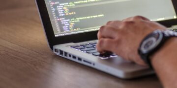 Photo by Lukas: https://www.pexels.com/photo/person-encoding-in-laptop-574071/