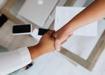 Photo by Photo By: Kaboompics.com: https://www.pexels.com/photo/two-people-doing-a-handshake-5398881/
