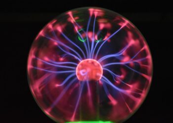 Photo by Gergő: https://www.pexels.com/photo/illuminated-plasma-ball-6038164/