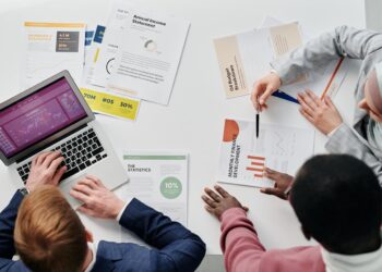 Photo by Tiger Lily: https://www.pexels.com/photo/people-in-the-meeting-looking-at-the-papers-7109288/